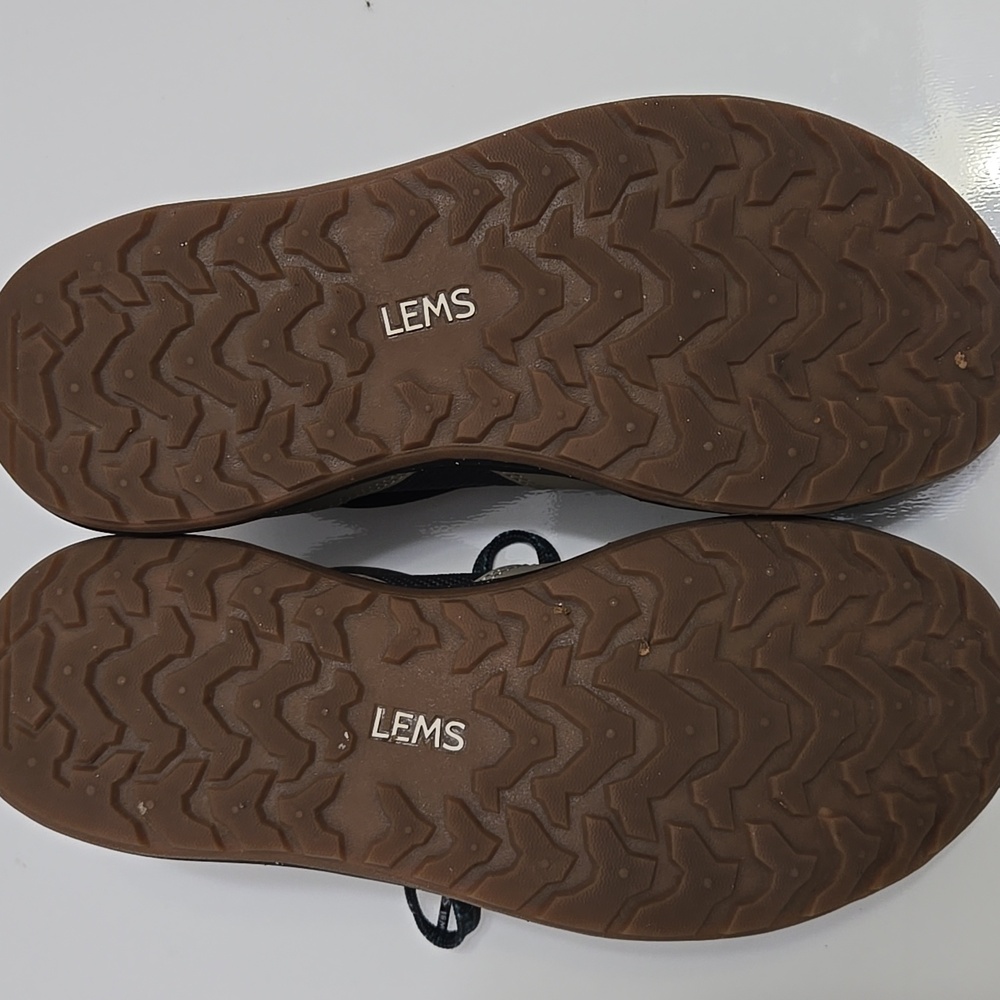LEMS!!! Men's Safari Mesa. Sneakers. Size 9D. Never Worn! - Picture 10 of 16